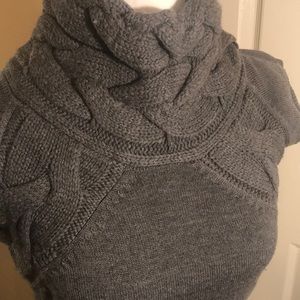 *BARELY WORN* Statement /Flirty Sweater Dress